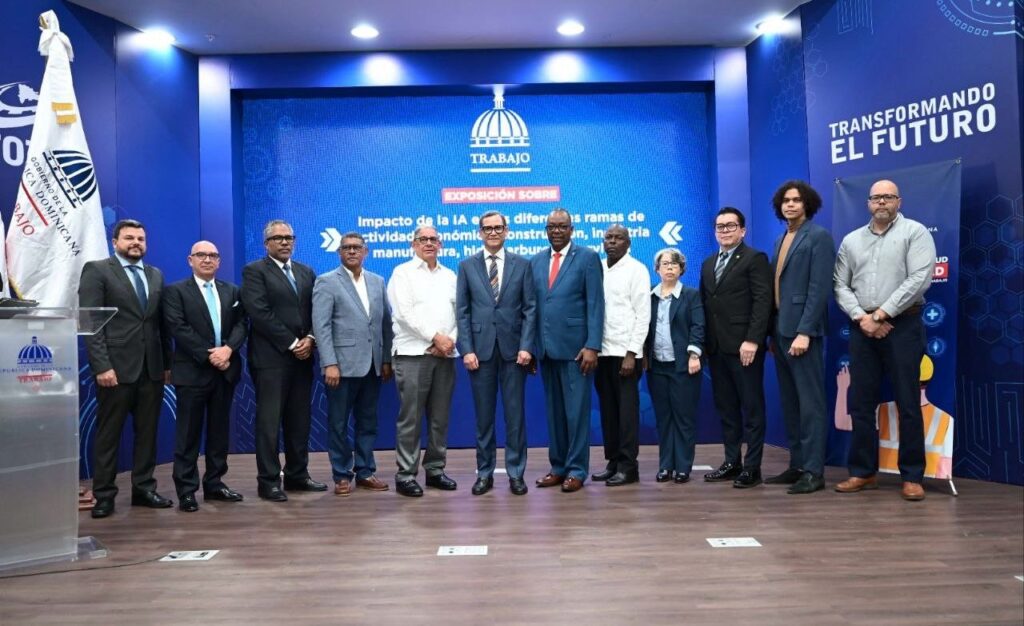 Ministerio de Trabajo analiza impacto de la inteligencia artificial en la prevención de riesgos en las empresas