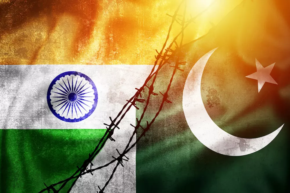 Escalada de Tensión: India y Pakistán Intensifican Enfrentamientos en la Frontera