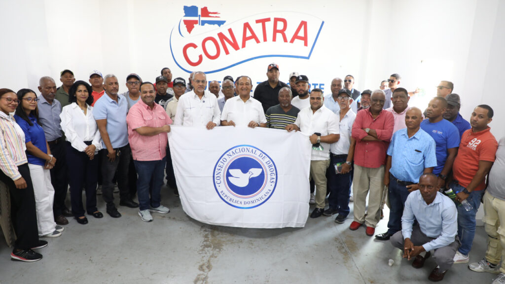 CND y Conatra lanzan plan nacional para prevenir consumo de drogas en el sector transporte