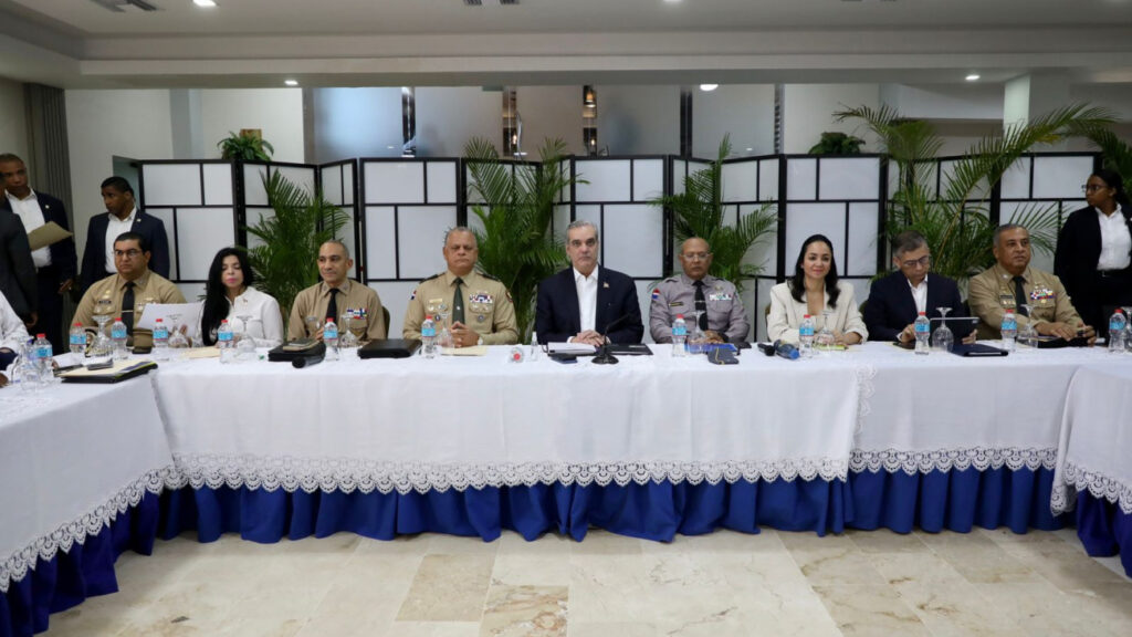 Presidente Abinader lidera reunión de seguimiento al Plan de Seguridad Ciudadana