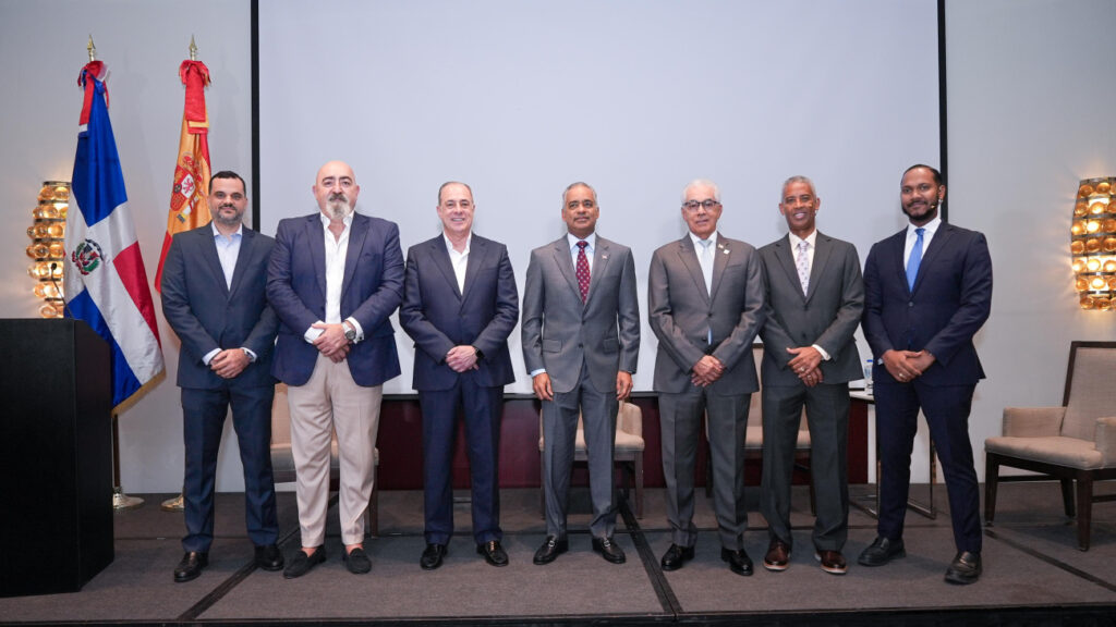 Con 20 nuevos proyectos y más de 1,000 megavatios, República Dominicana acelera su transformación energética