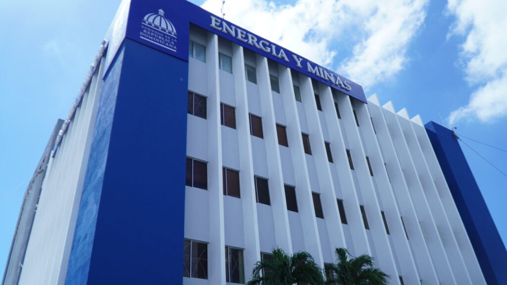 República Dominicana celebrará diálogo energético con IRENA para impulsar transición hacia energías renovables