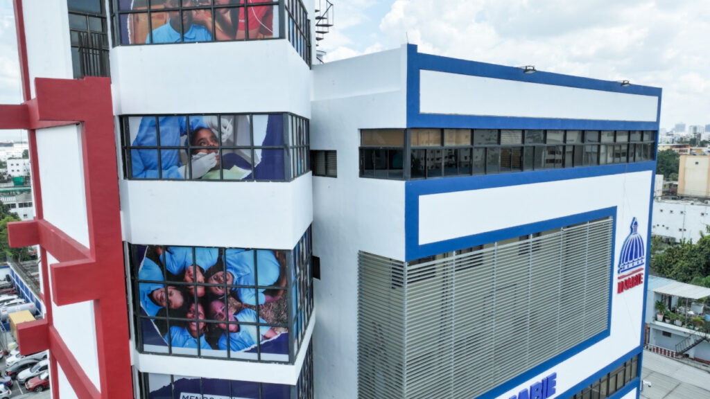 INABIE presenta avances del Programa de Alimentación Escolar en la Semana de la Nutrición 2025 en Roma