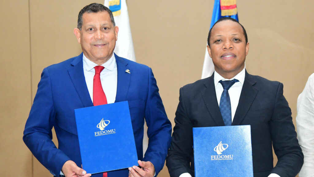 Intrant y Fedomu se alían para fortalecer la seguridad vial y el transporte en los municipios del país