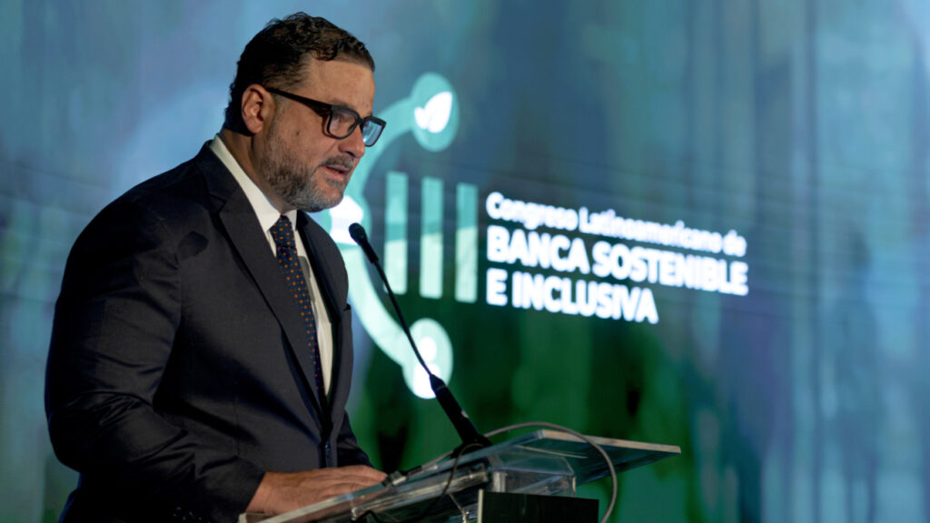 Ministerio de Medio Ambiente lanza Guía Práctica para la Emisión de Valores Temáticos en finanzas sostenibles