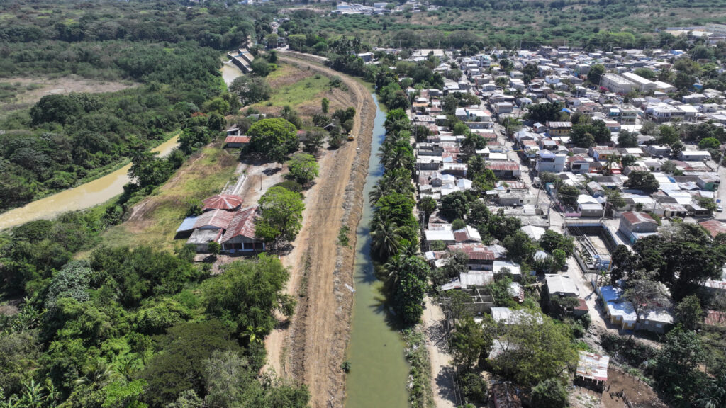 INDRHI instalará nuevas compuertas en Santiago para mejorar distribución de agua en canales Monsieur Bogaert y UFE