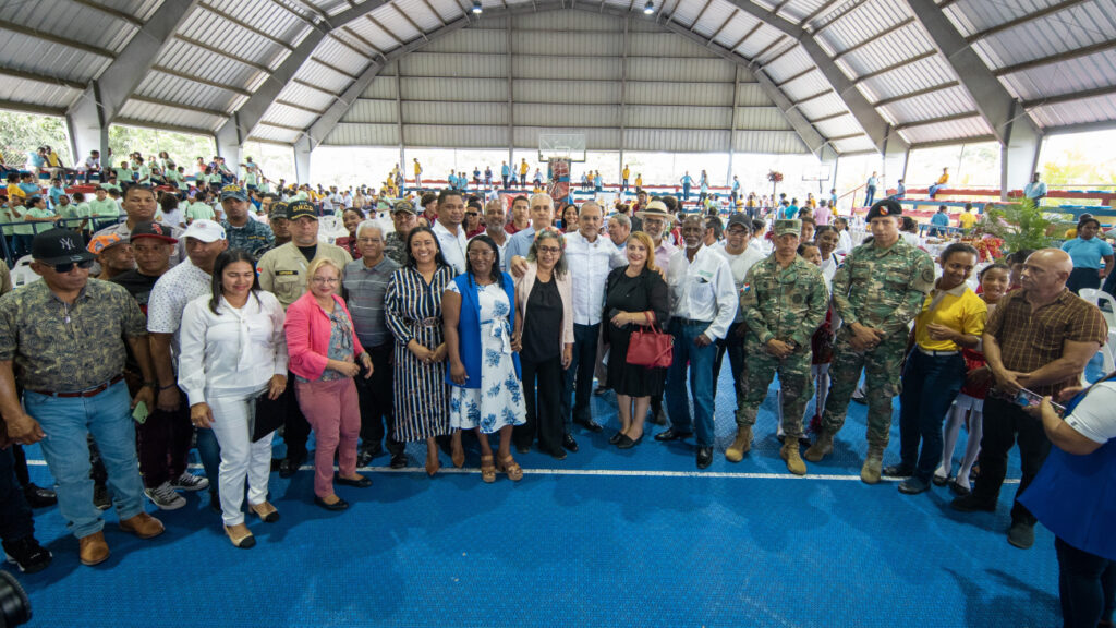 CND orienta a más de 600 estudiantes y líderes comunitarios en Loma de CabreraDajabón