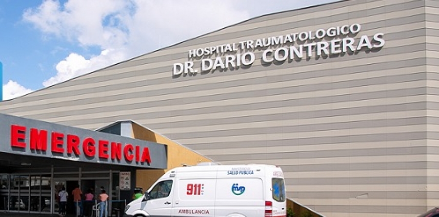 Servicios paralizados en el Hospital Dr. Darío Contreras durante segundo día de huelga del CMD