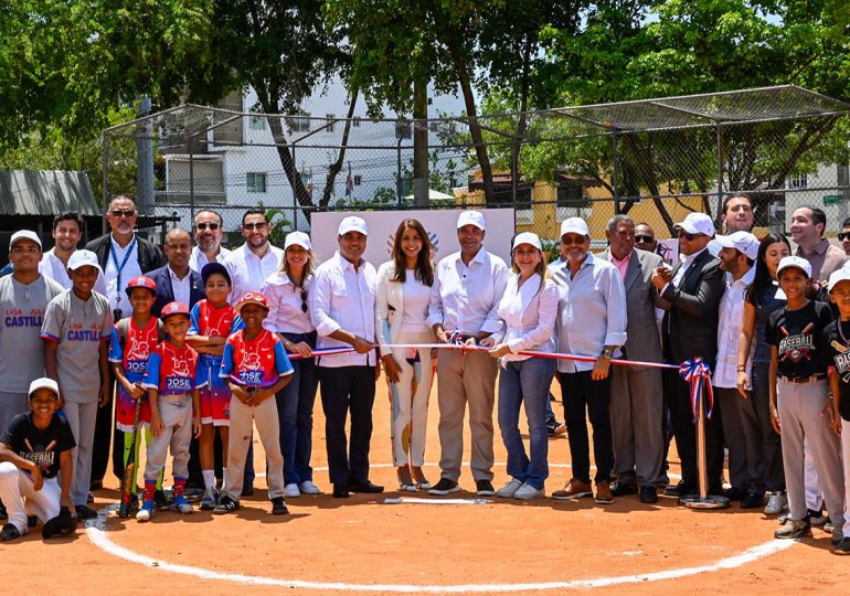 Lanzan “Juega RD” con remozamiento del Play Los Restauradores en Mirador Sur