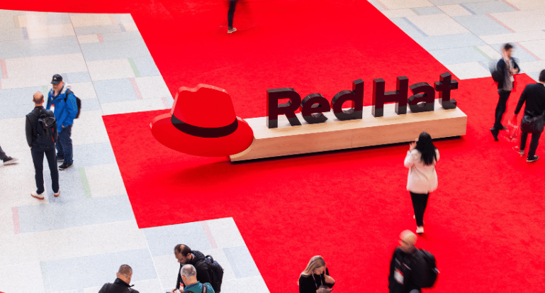 Red Hat lanza nuevas soluciones que integran inteligencia artificial y ciberseguridad en su Summit 2025
